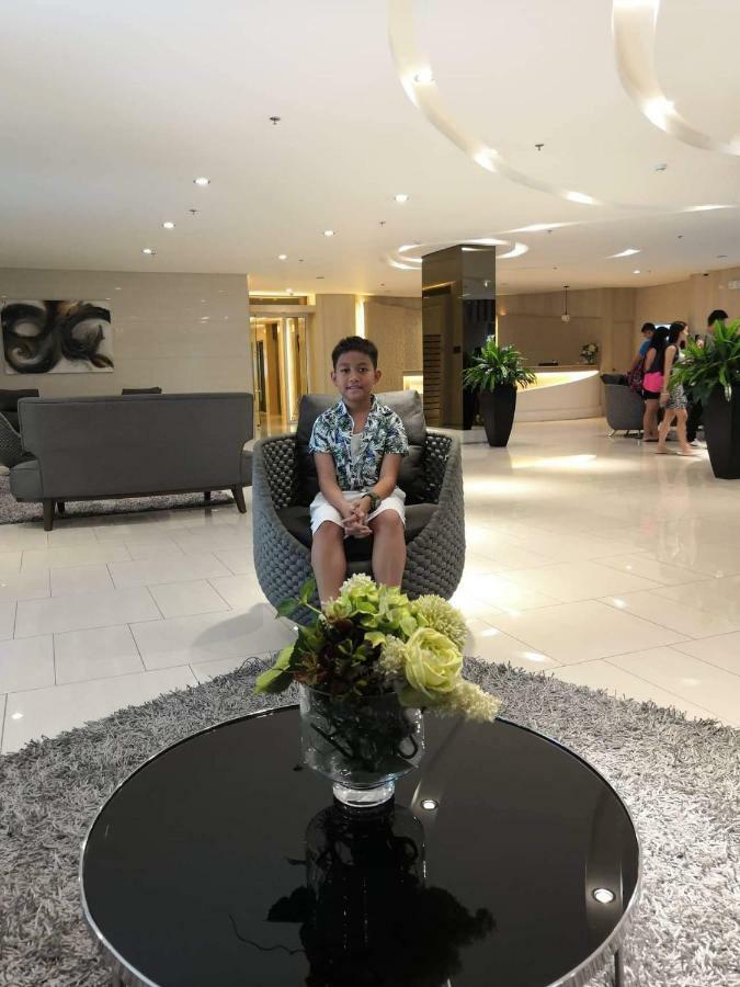 Smdc Grace Residencies Hotell Taguig Exteriör bild